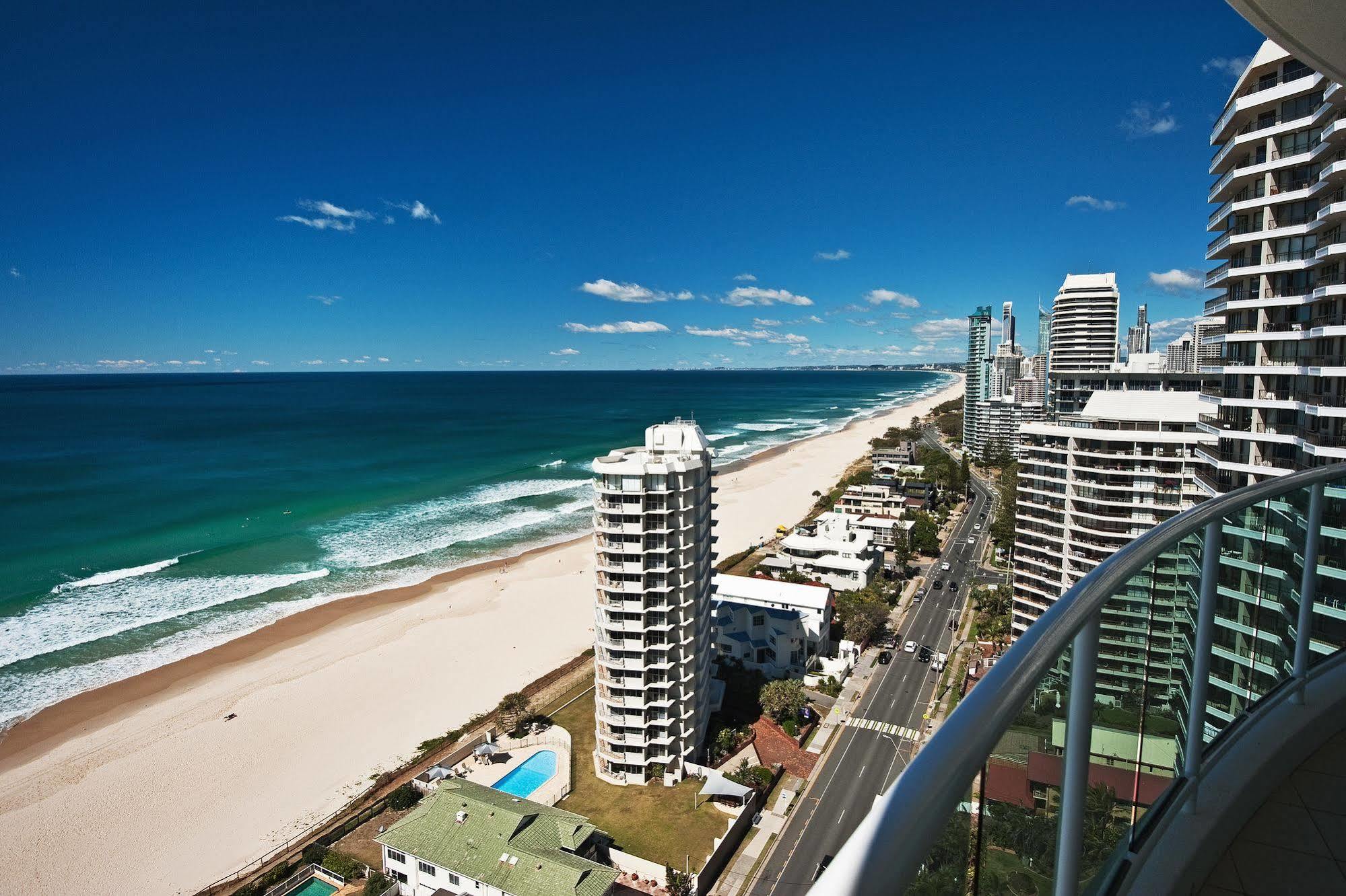 Pacific Views Resort Gold Coast Bagian luar foto