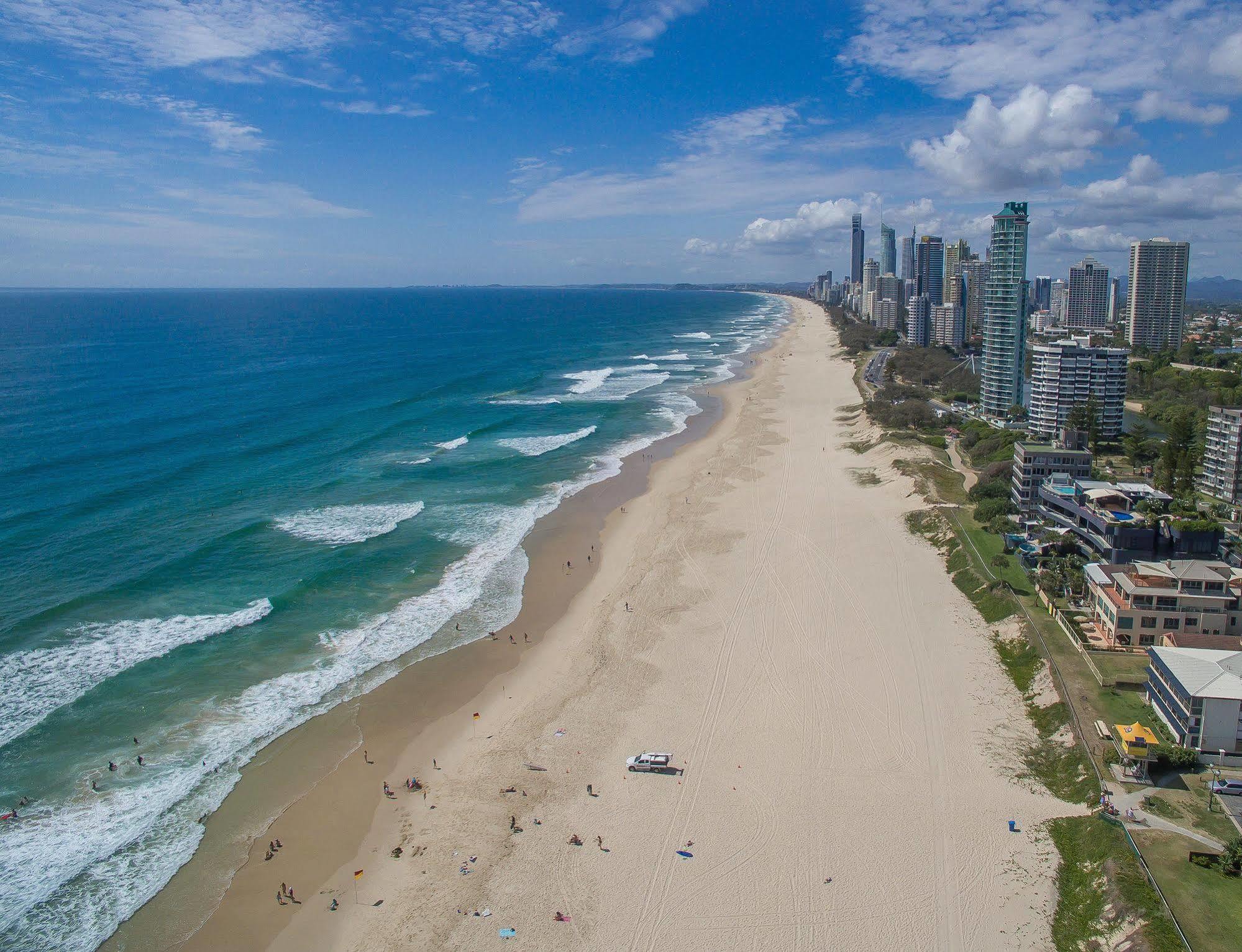 Pacific Views Resort Gold Coast Bagian luar foto