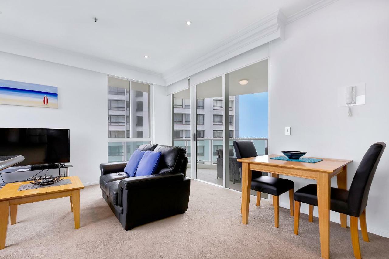 Pacific Views Resort Gold Coast Bagian luar foto